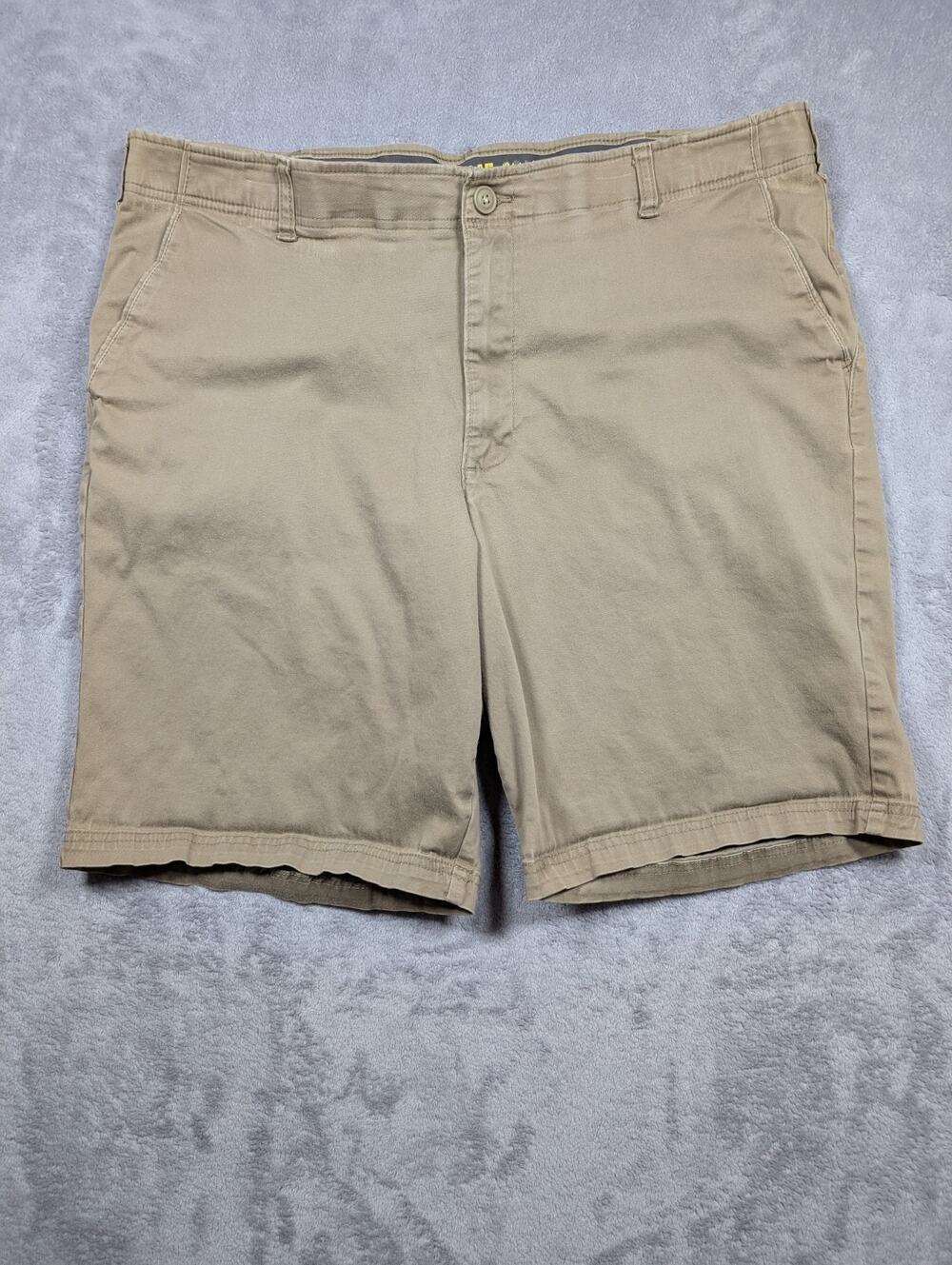Lee Extreme Comfort Flat Front Shorts Mens Size 40 Waist Beige Elastic Waistband